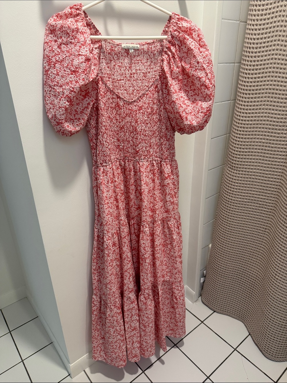 Moon River Red Floral Puff-Sleeve Smocked Maxi Dress